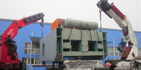 工廠設(shè)備吊裝是如何去吊裝高空的一些設(shè)備的