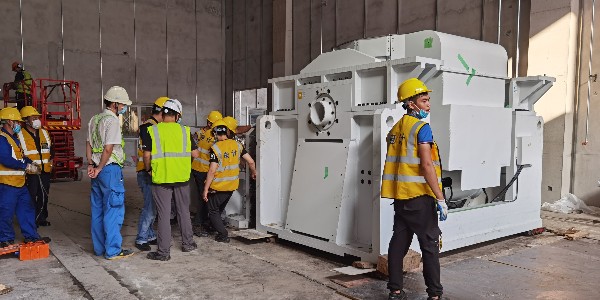 上海機械設備裝卸公司哪家好？如何選擇設備搬運公司？